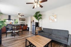 14380 Calvert St - Photo 1 of 1