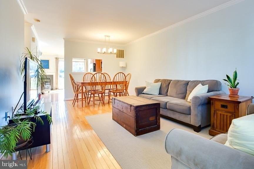 12867 Mill House Ct - Photo 6 of 41