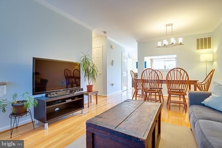 12867 Mill House Ct - Photo 7 of 41