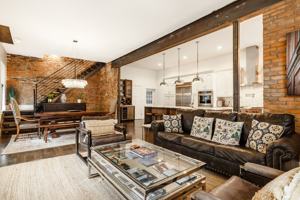 featured image of 1421 Elm St