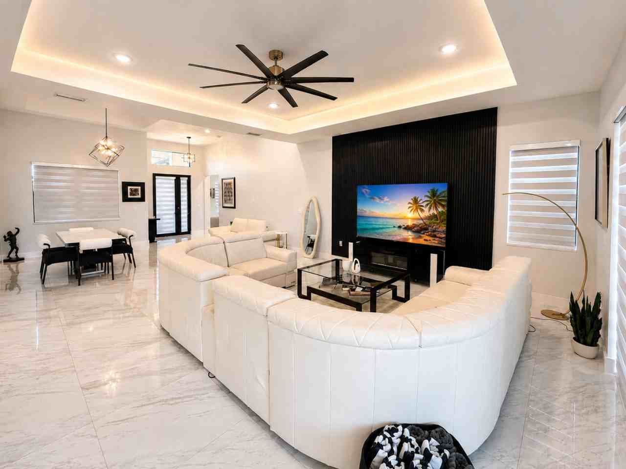3611 Gulfstream Pkwy #1490227P - Photo 4 of 45