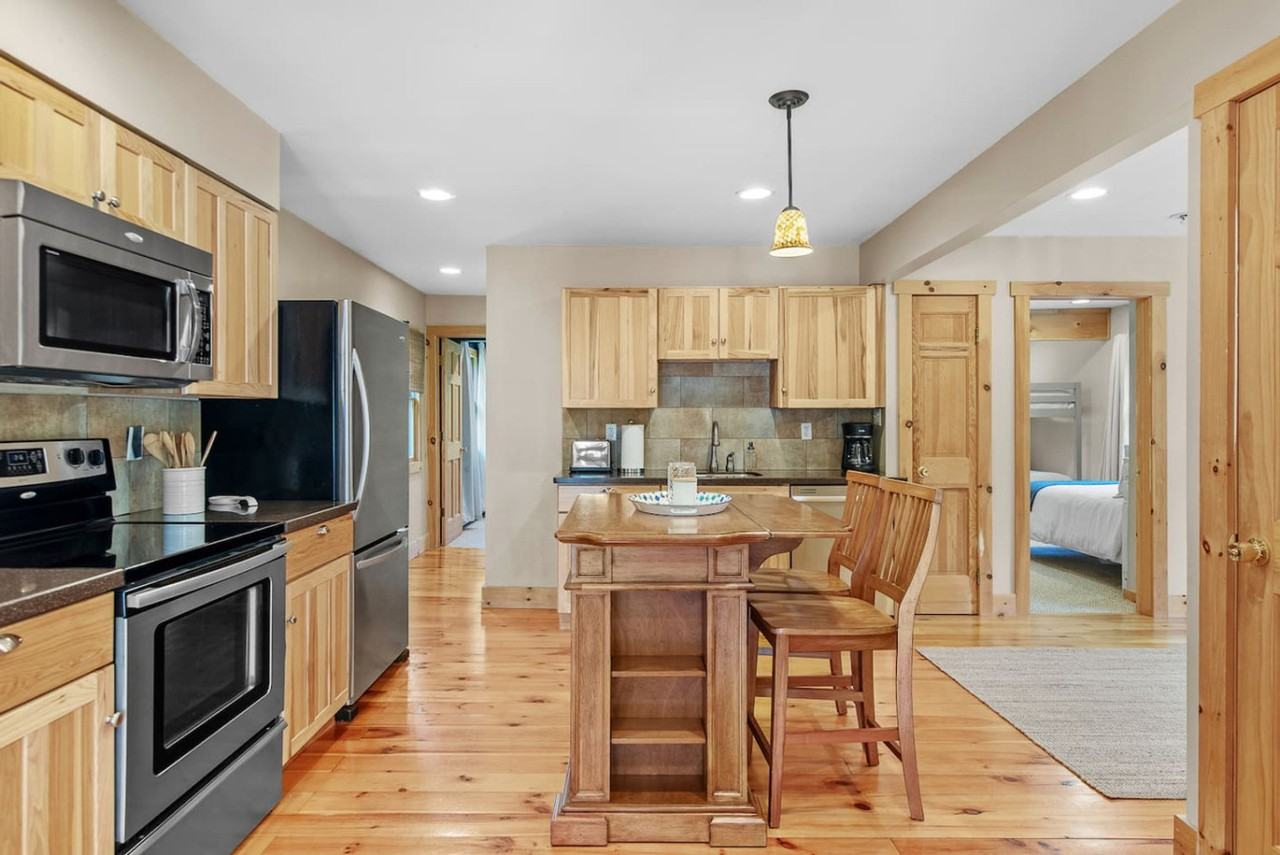 2517 W Hubbell Hill Rd #1492983P - Photo 7 of 33