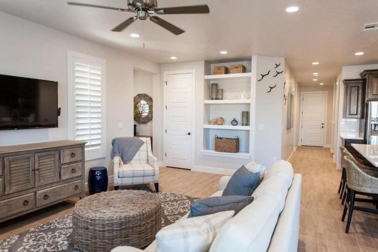 2249 N Coral Canyon Blvd #1516052P - Photo 2 of 30