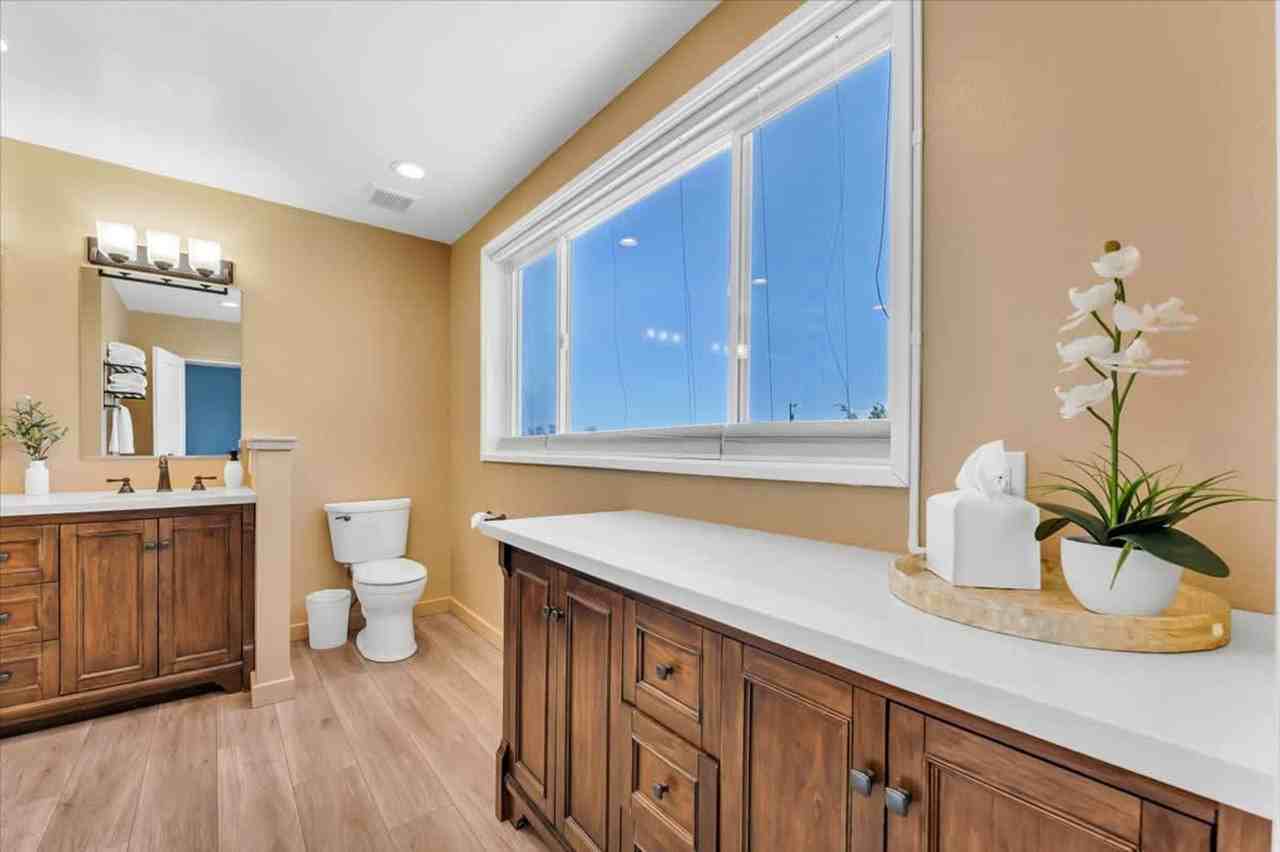 5445 Tannerwood Dr #1522997P - Photo 7 of 33
