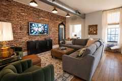 124 W 9th St - Photo 1 of 1