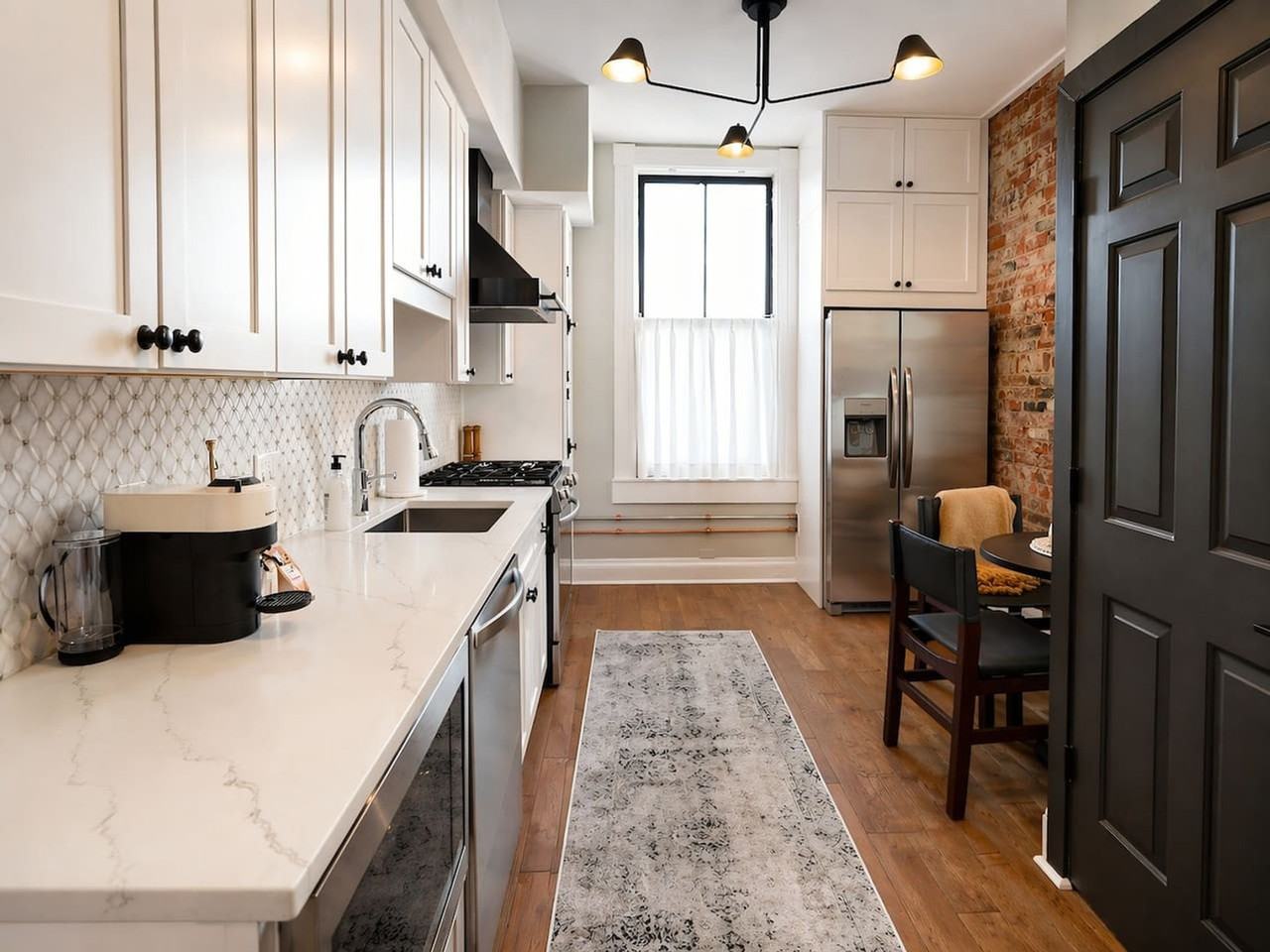 124 W 9th St #1523602P - Photo 7 of 18
