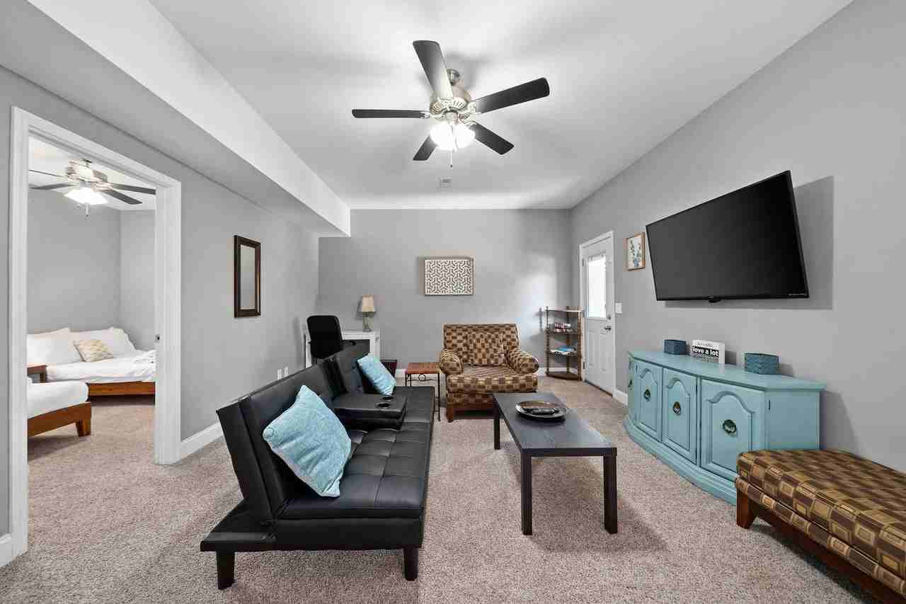2940 Lancelot Ln #1523804P - Photo 6 of 35