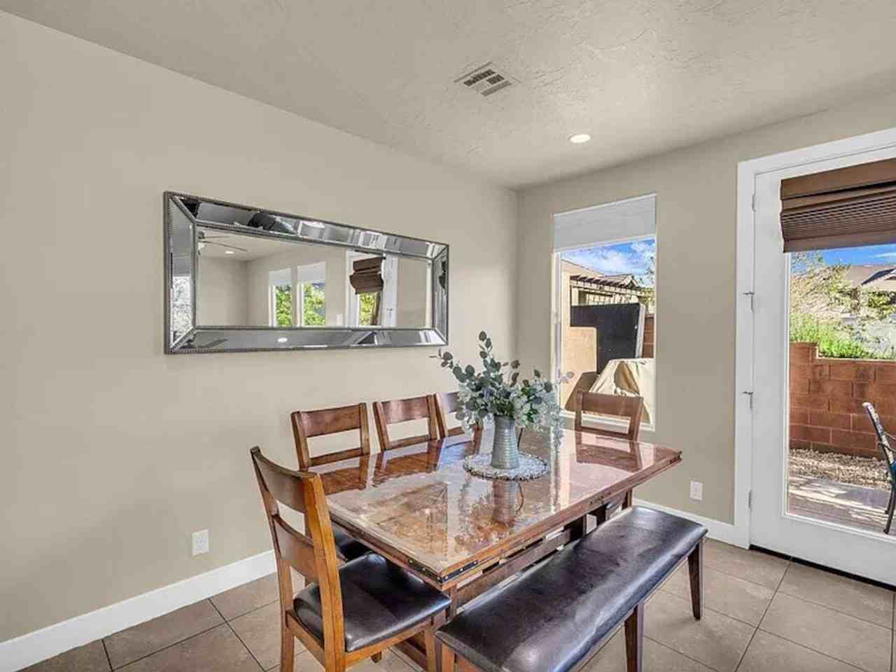 4221 E Torrey Pines Dr #1531963P - Photo 6 of 24