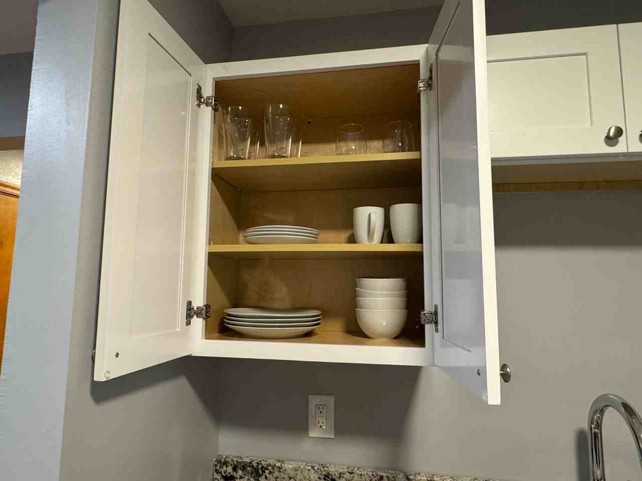 7172 Jamieson Ave #1514421P - Photo 6 of 9