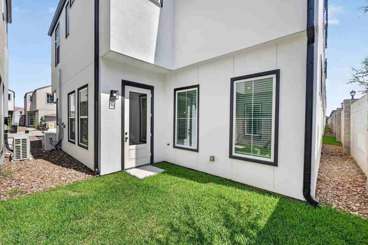 2914 El Fenice Ln #1538927P - Photo 5 of 38