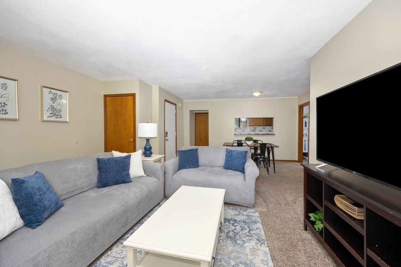 6542 Bella Vista Dr Ne #1539798P - Photo 2 of 14