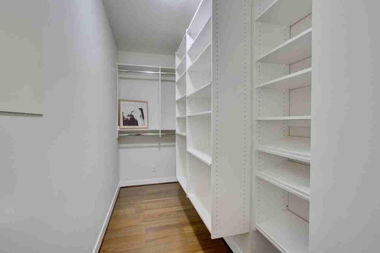 481 Nelson St #1540226P - Photo 7 of 33