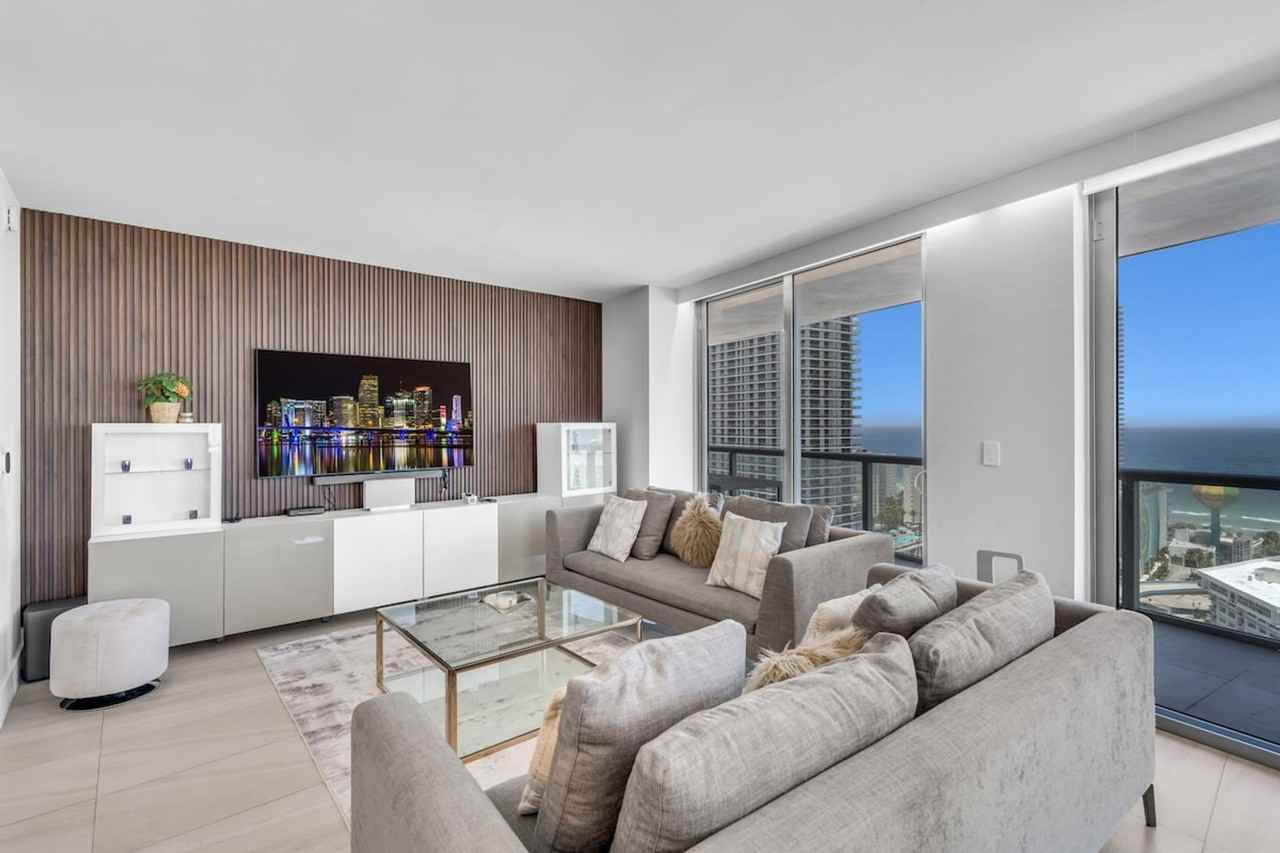 2600 E Hallandale Beach Blvd #1540469P - Photo 2 of 36