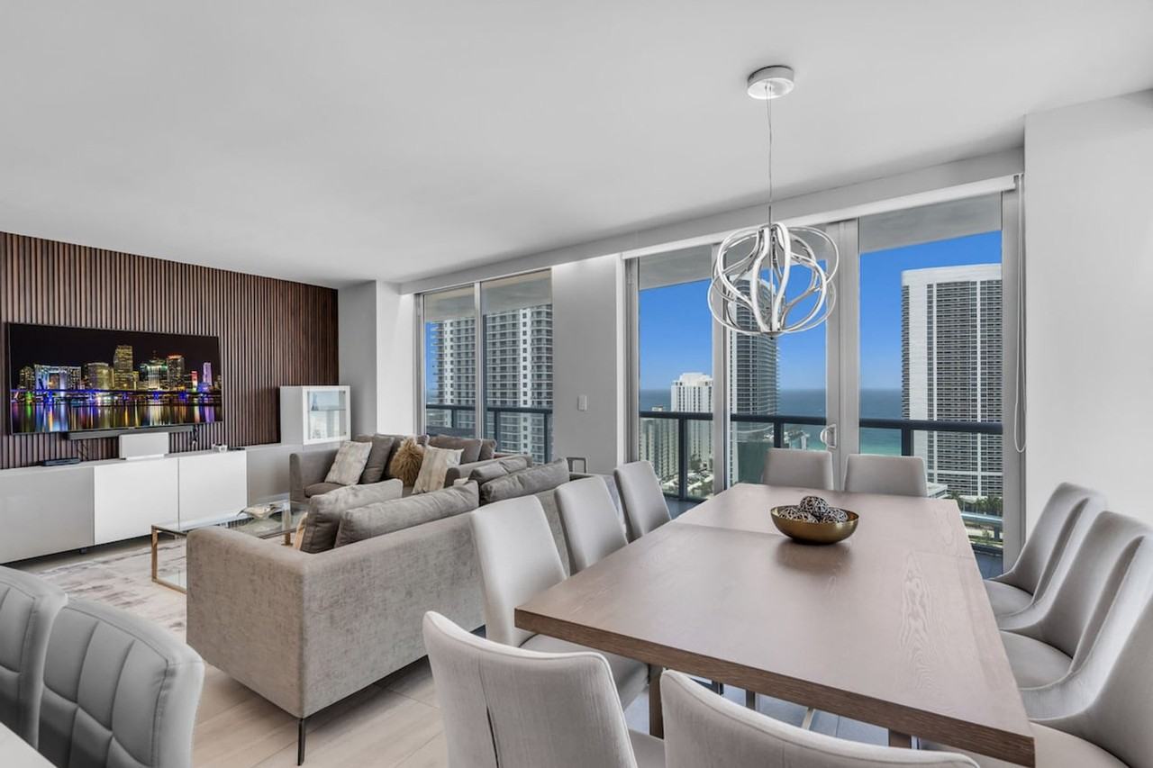 2600 E Hallandale Beach Blvd #1540469P - Photo 3 of 36