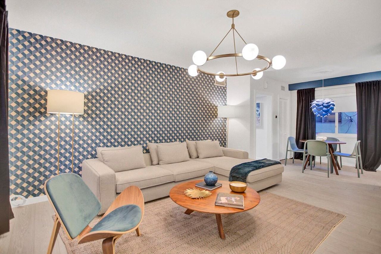 1340 Lincoln Road - Photo 4 of 44