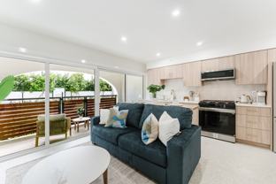 1075 Spanish River Rd - Photo 1 of 1