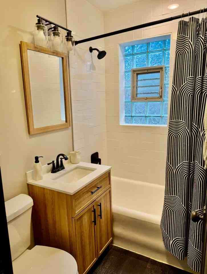 5601 S Sacramento Ave #1521929P - Photo 5 of 5