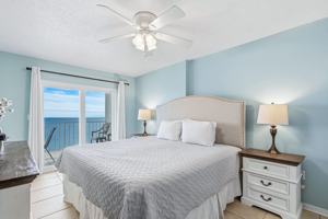 featured image of 957 W Beach Blvd