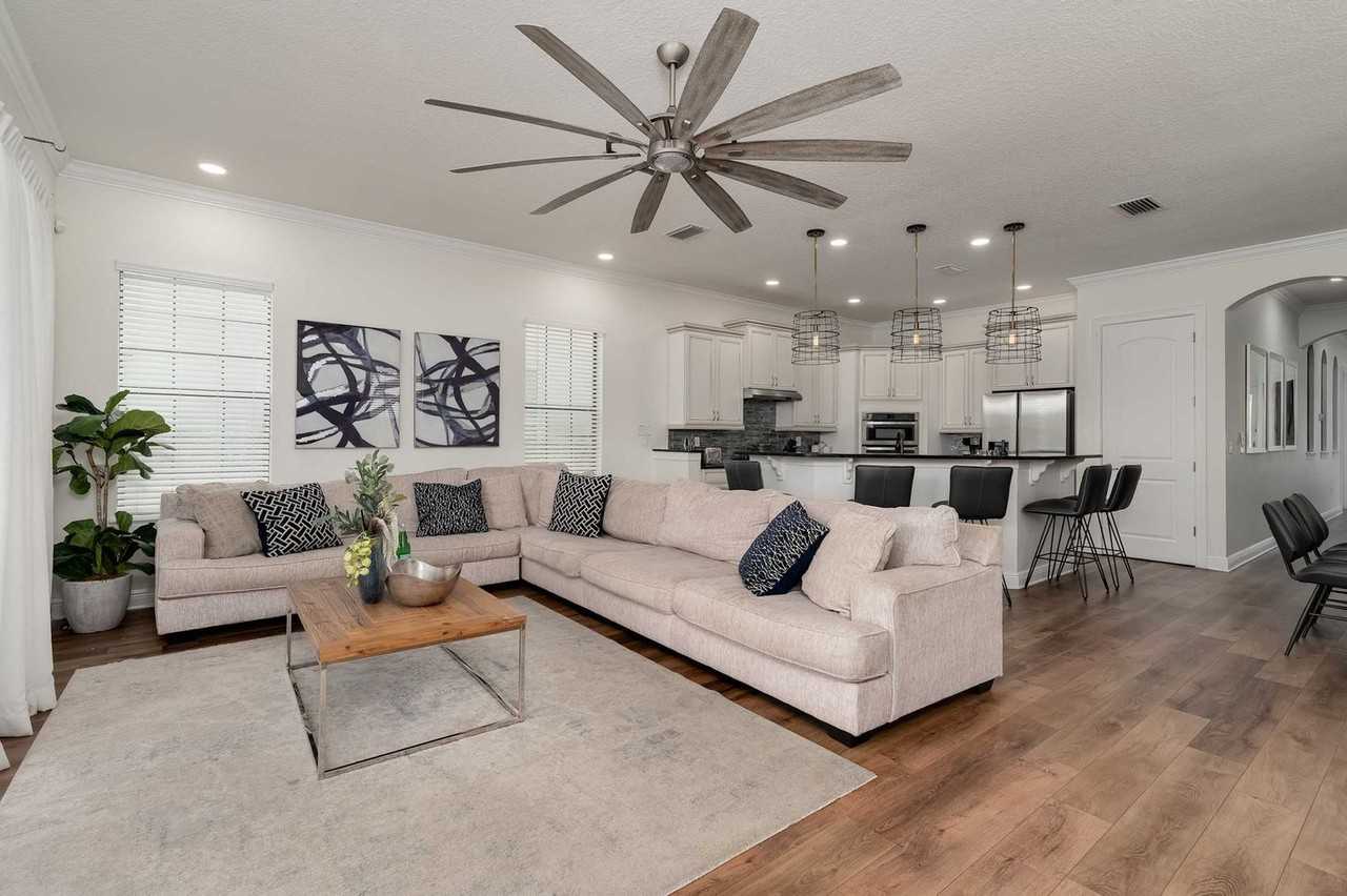 1101 Castle Pines Ct #1541759P - Photo 4 of 50