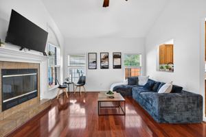 featured image of 2333 Sumpter Ct
