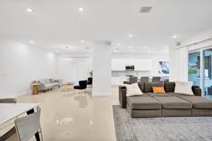 featured image of 913 Ne 6th St