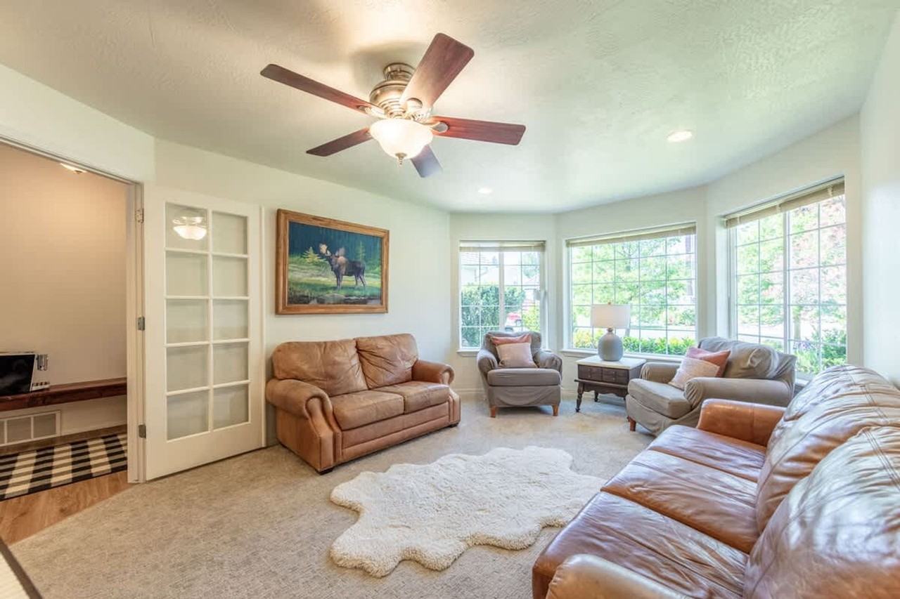 3942 N 22nd St #1542963P - Photo 4 of 36