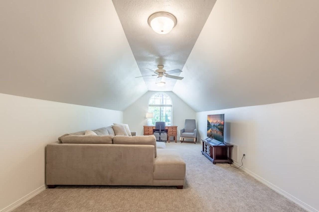 3942 N 22nd St #1542963P - Photo 7 of 36