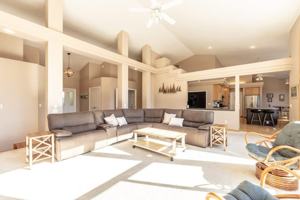 featured image of 3228 E Fernan Terrace Dr
