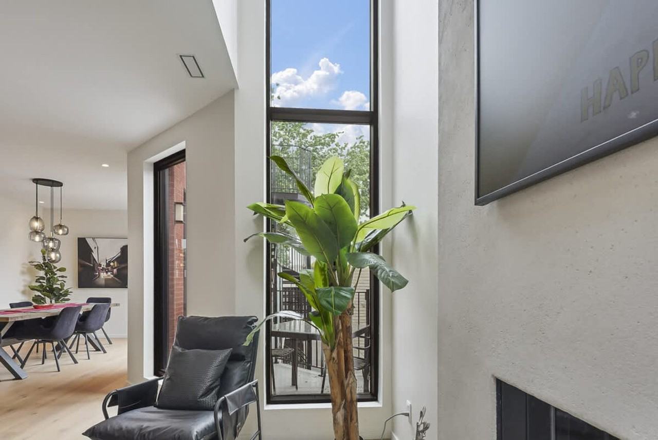 1281 Rue Rachel E #1543130P - Photo 5 of 47