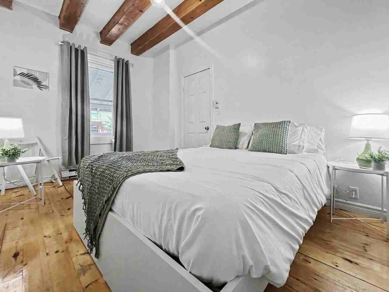 4625 Rue Ontario E #1543127P - Photo 6 of 10