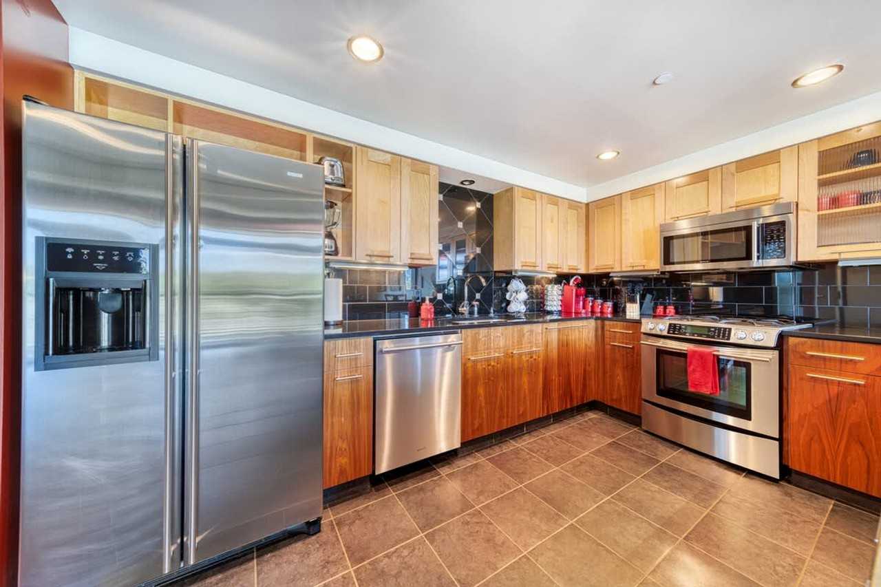 1950 W Bellerive Ln #1542957P - Photo 6 of 28