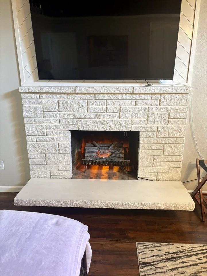 105 S Westwood Dr #1542975P - Photo 3 of 36