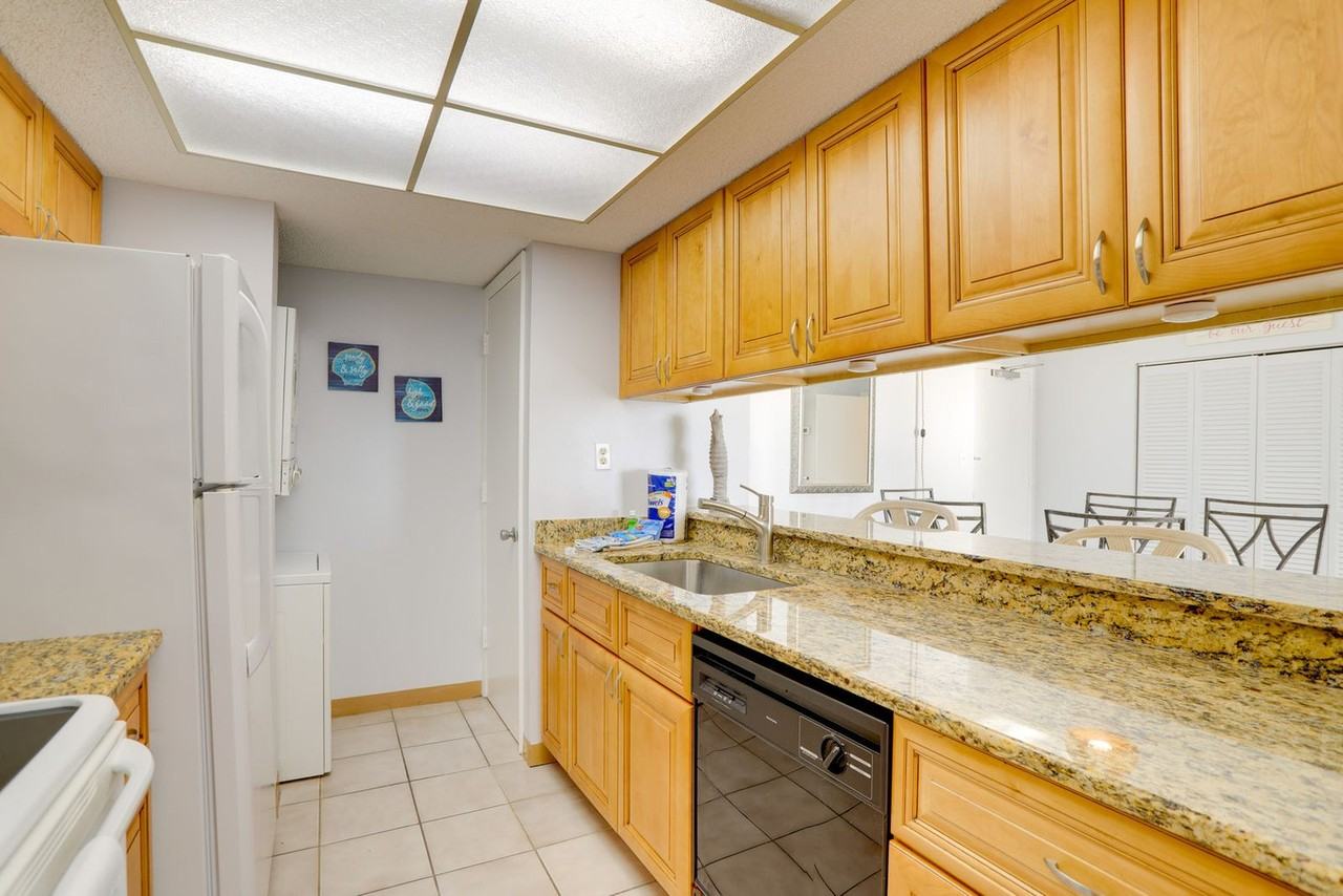 450 S Gulfview Blvd #1546100P - Photo 5 of 17