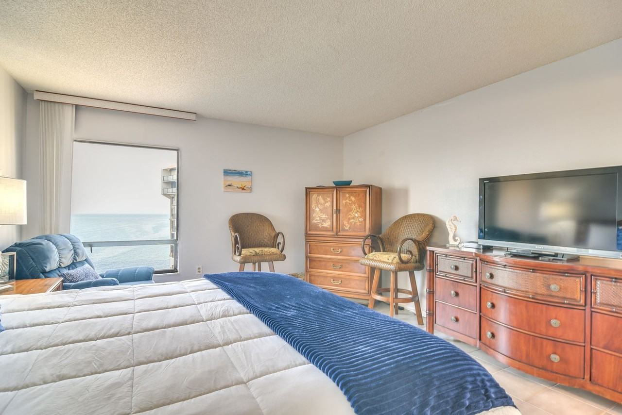 450 S Gulfview Blvd #1546100P - Photo 6 of 17