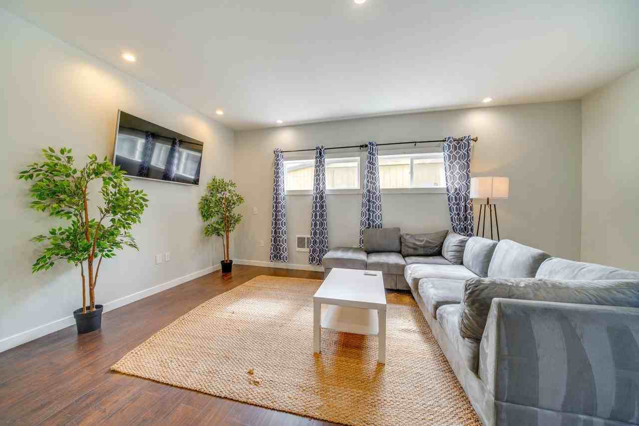 16208 47th Ave S #1546029P - Photo 2 of 16