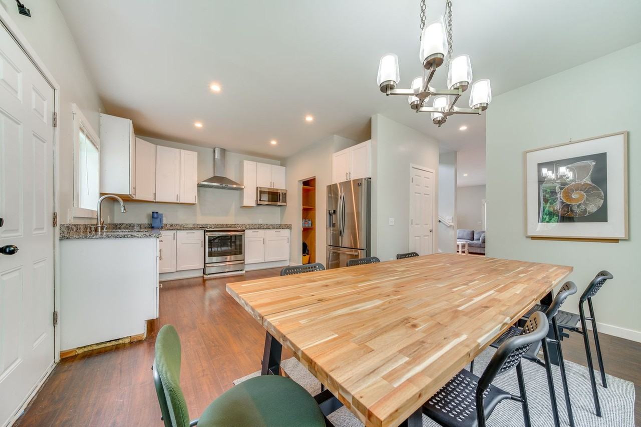 16208 47th Ave S #1546029P - Photo 3 of 16