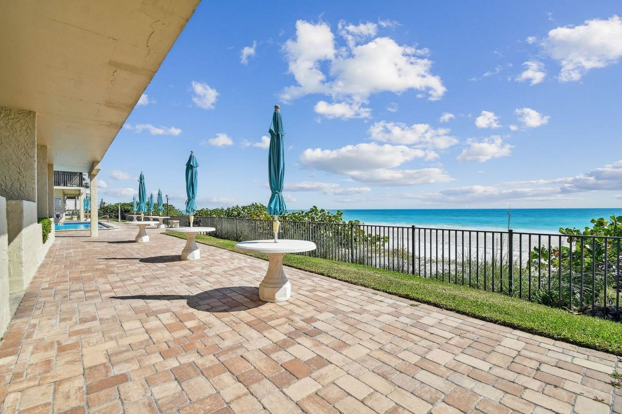 15400 Gulf Blvd #1546427P - Photo 4 of 30