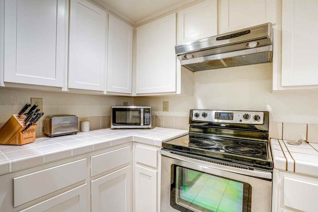 3643 West Ct #1546418P - Photo 7 of 20