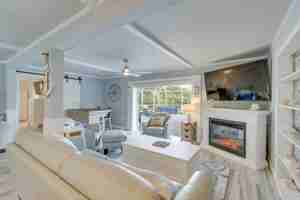 featured image of 6908 Antigua Pl