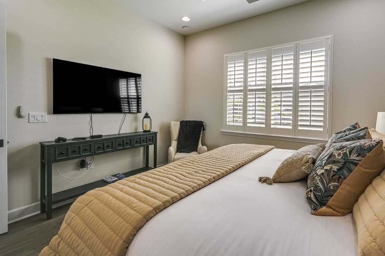 7197 Saona Ct #1545994P - Photo 7 of 20