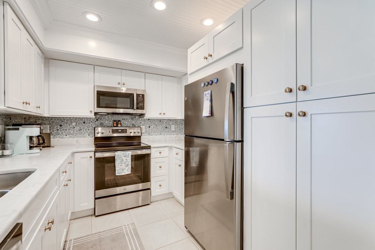 2955 N Beach Rd #1546022P - Photo 7 of 20