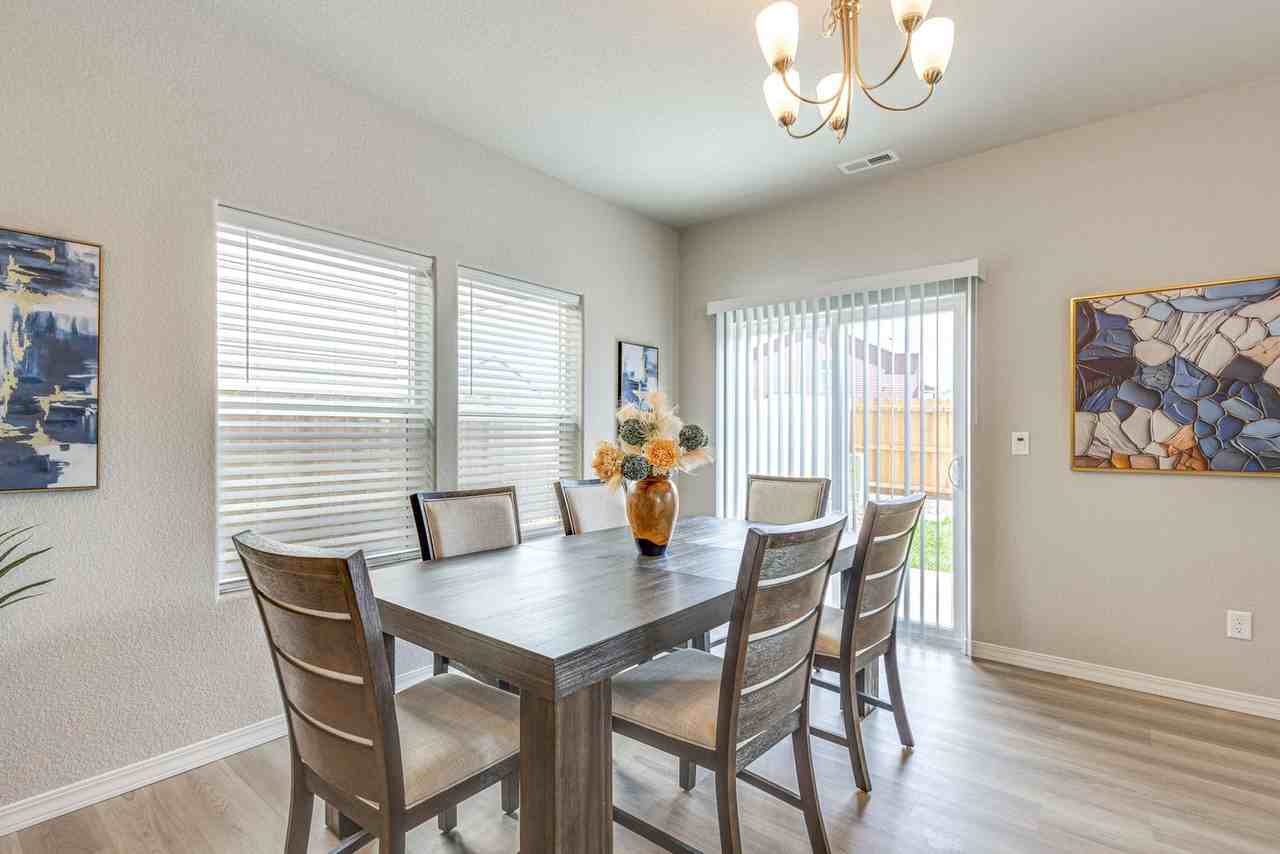 8458 Blue Feather Loop #1546213P - Photo 5 of 20