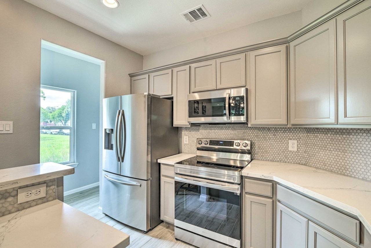 4835 Sunflower St #1546466P - Photo 7 of 21