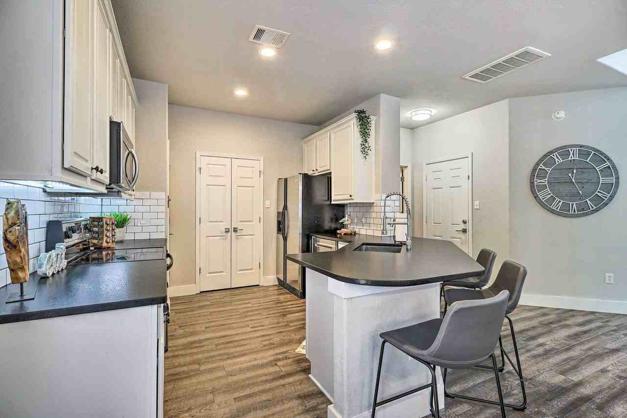 21100 Santa Ana Cv #1545823P - Photo 6 of 22