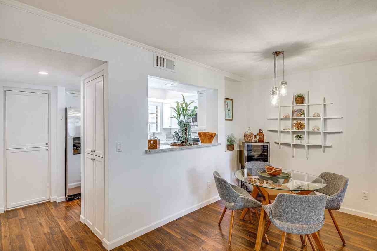 11011 N 92nd St #1546148P - Photo 3 of 18