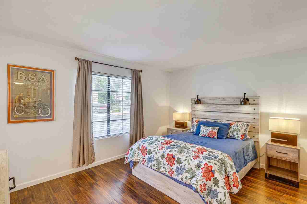11011 N 92nd St #1546148P - Photo 6 of 18