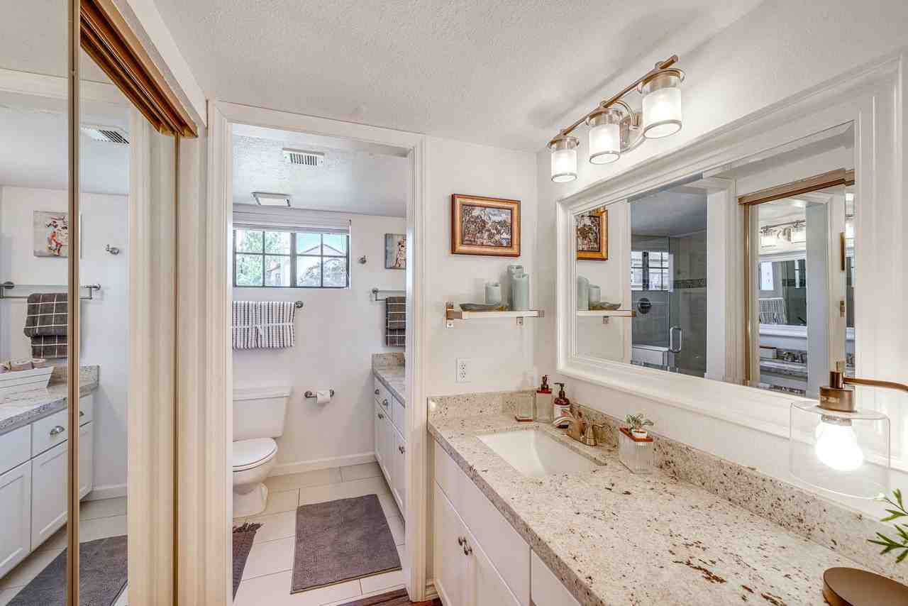 11011 N 92nd St #1546148P - Photo 7 of 18