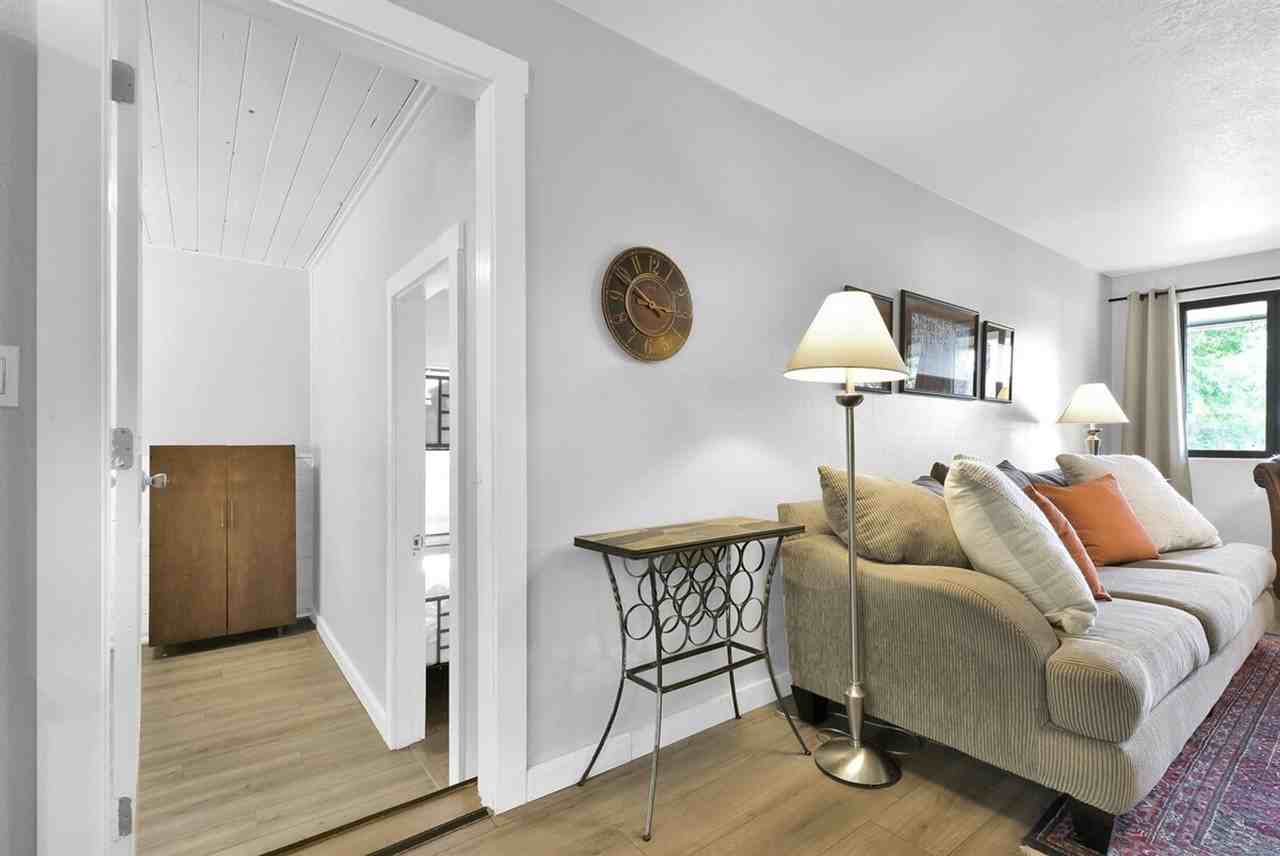 2222 N 27th St #1547102P - Photo 3 of 28