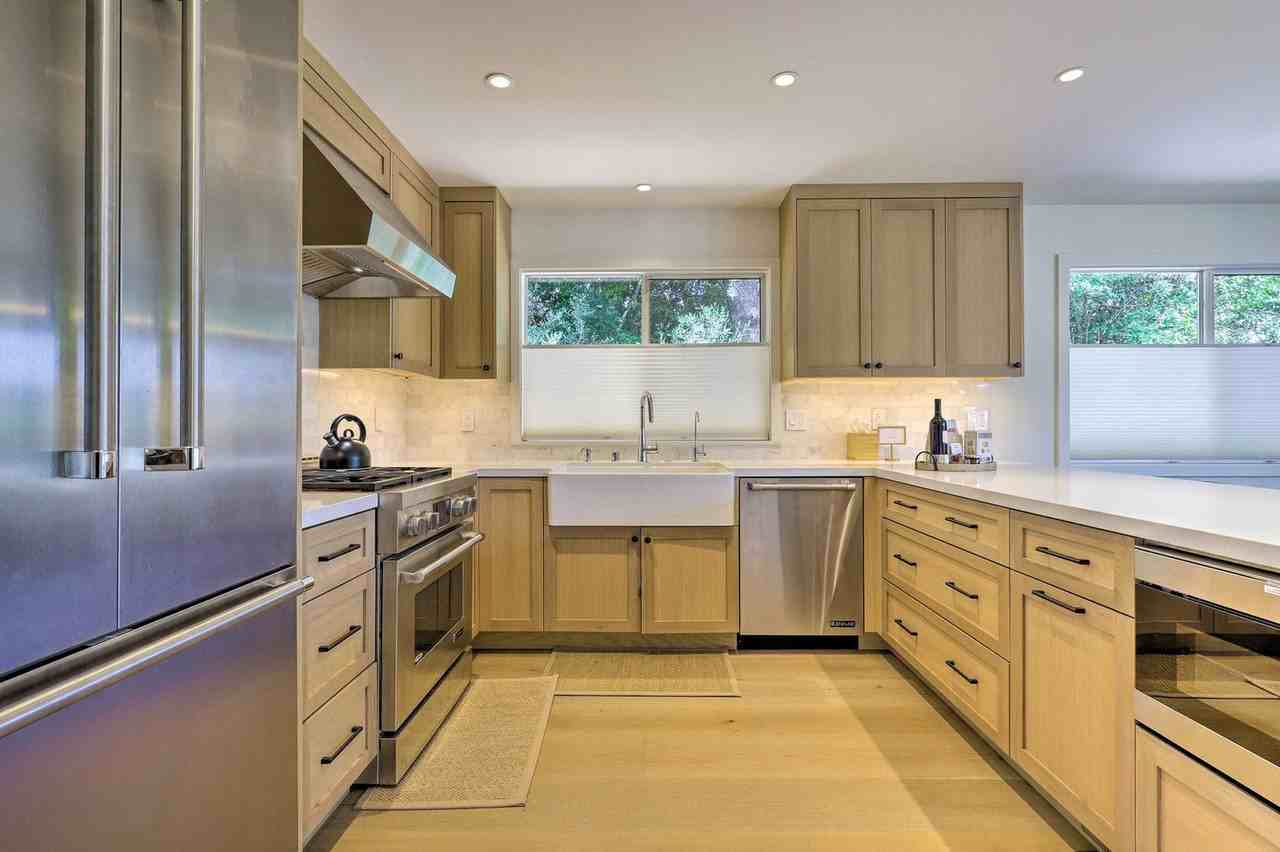 1155 Grape Ln #1545918P - Photo 7 of 22