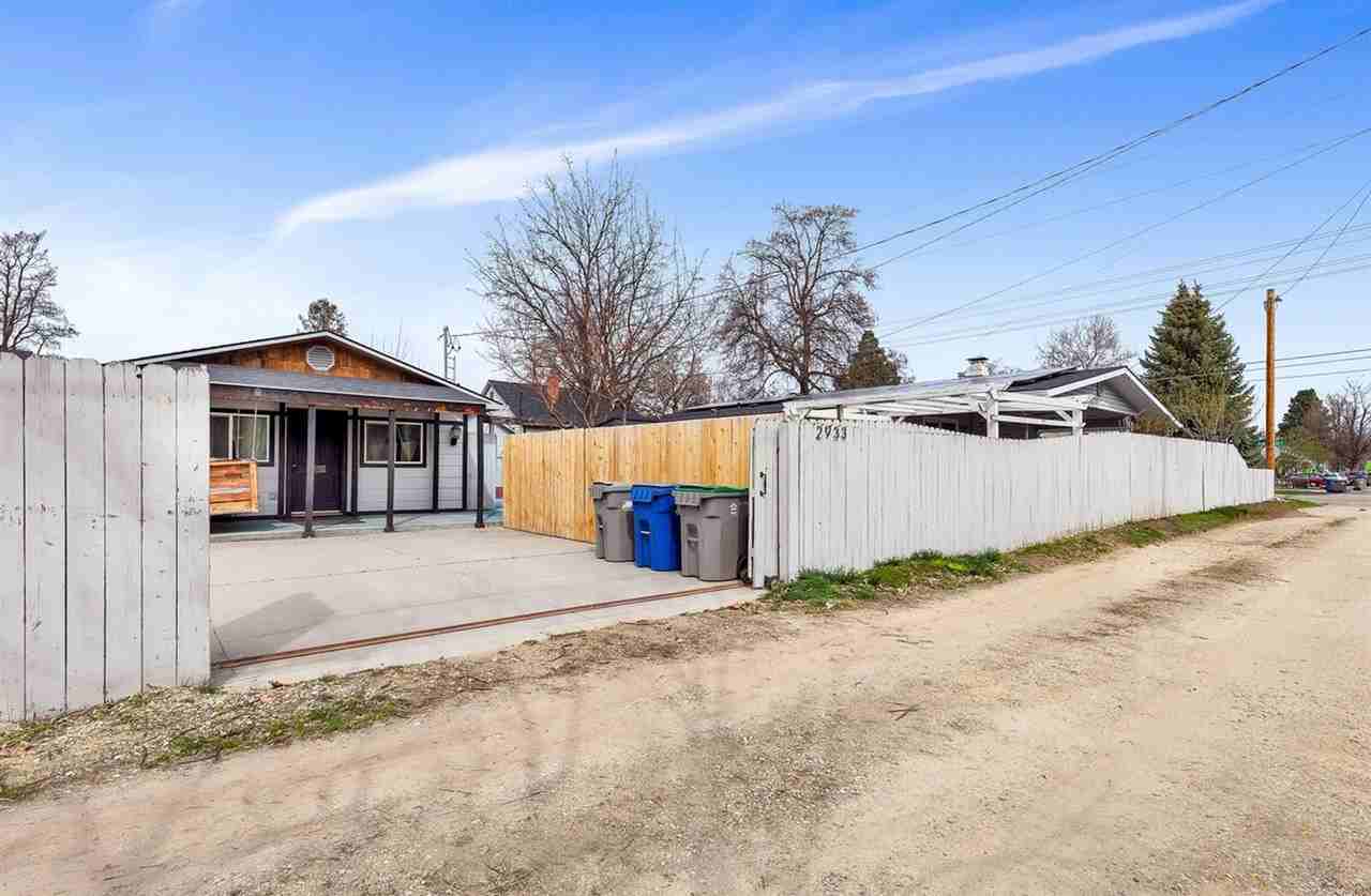 2933 W Nez Perce St #1547113P - Photo 7 of 21